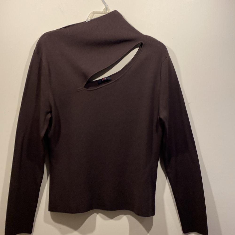 Vintage Cyrus Dark Brown Cutout Long Sleeve Knit Top